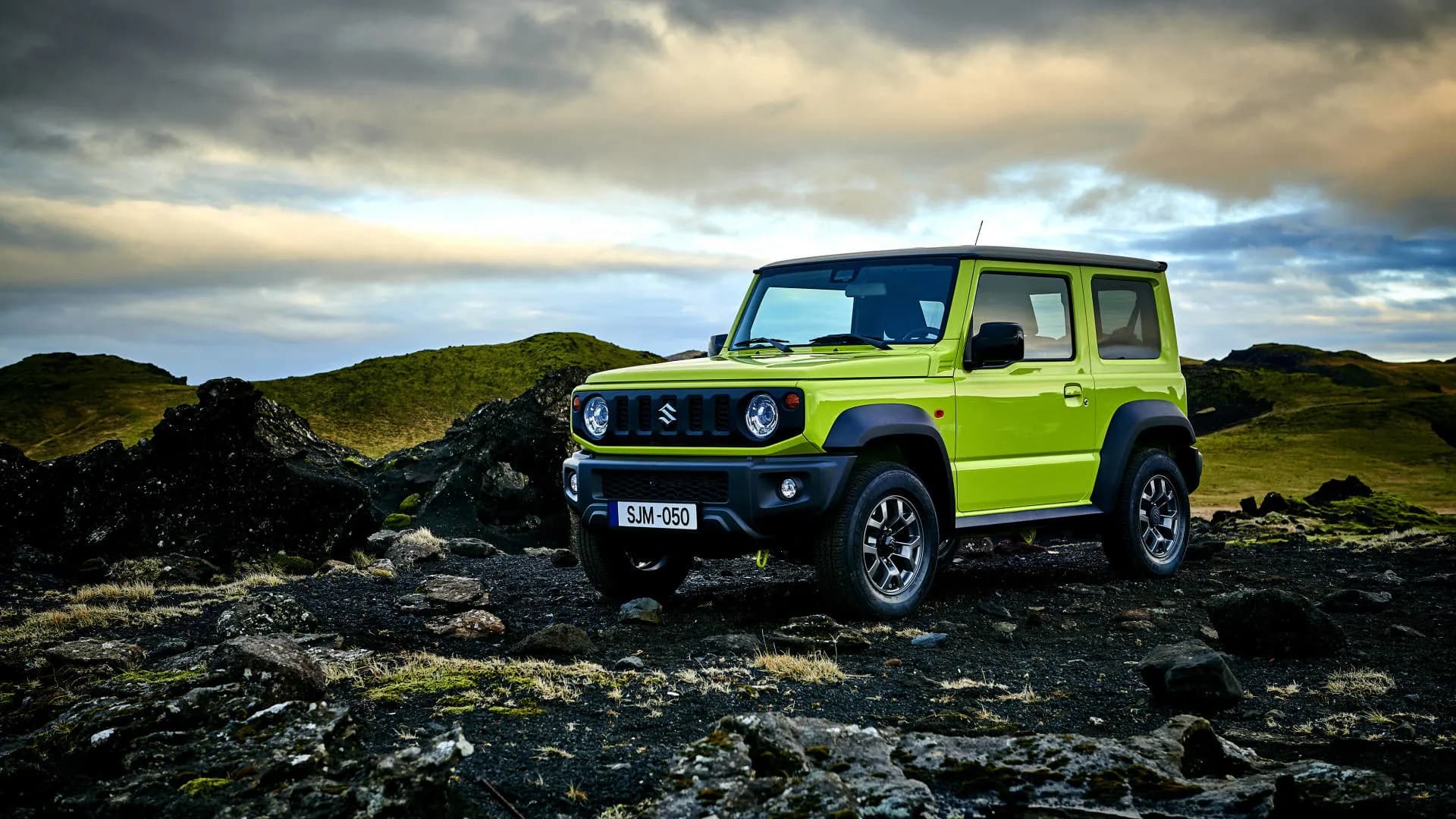 SUZUKI
